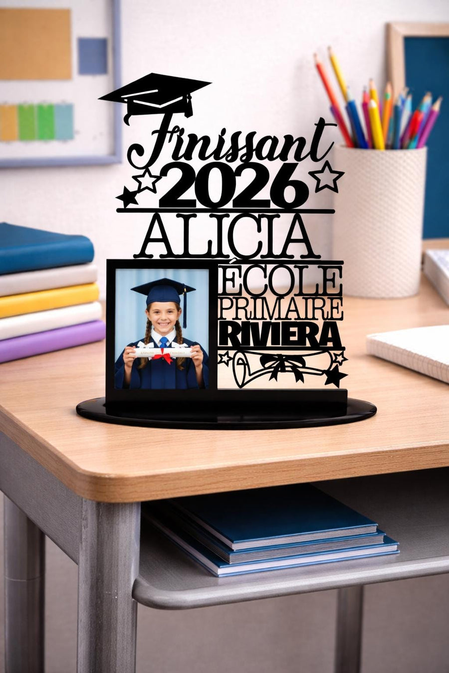 Item sur socle pour finissants avec option photo et École